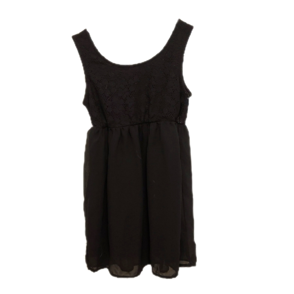 Girls. Lace and chiffon dress. Size. 7/8